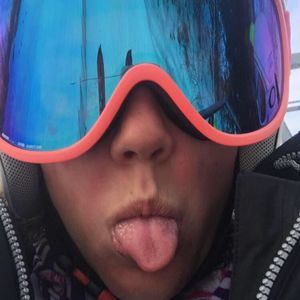 Meet your Posher, Annissa